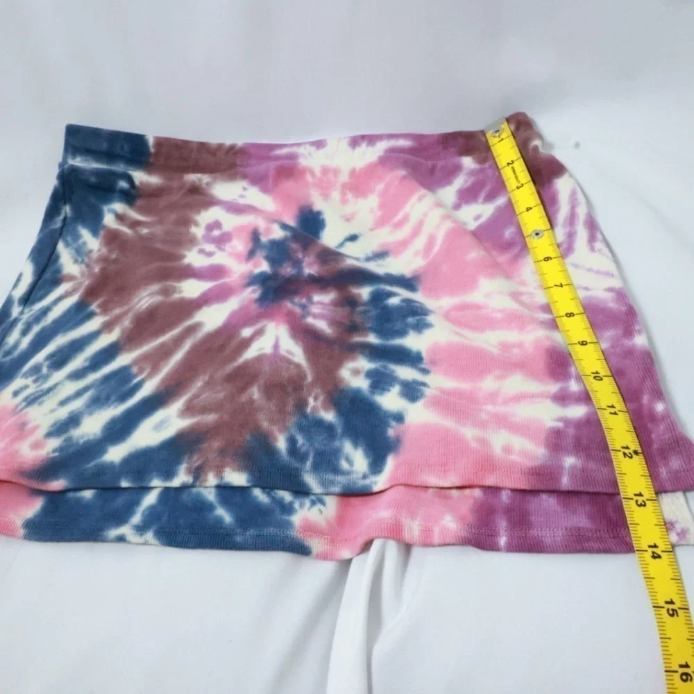 Lovers and Friends Angela Mini Skirt in Hot Tie Dye, size Large